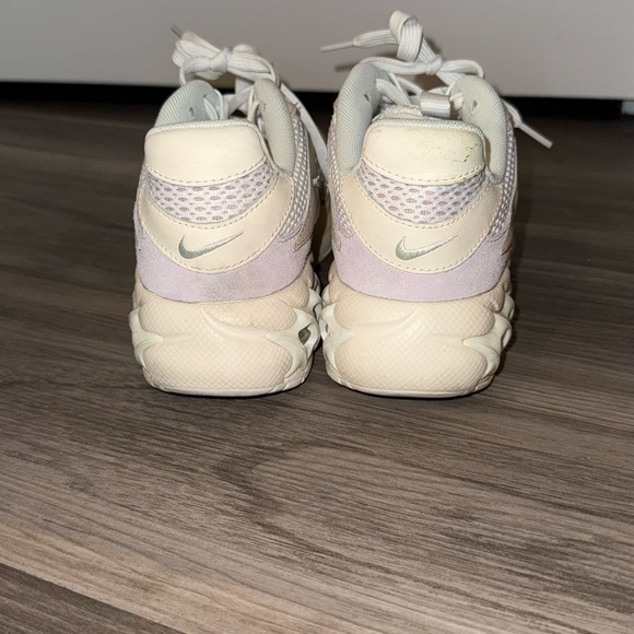 Nike Women's Zoom Air Sneakers - Picture 4 of 5